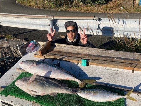 ����餵������