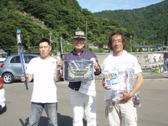 Í¥½¨¤Ê¾å°Ì3̾¡£Åĺ夵¤óµÈ¼¤µ¤ó»³ºê¤µ¤ó¤Ç¤¹¡£