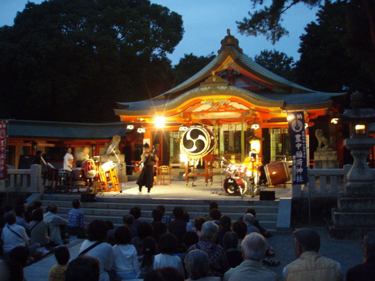 NOBUさんと梶原さんのユニット。ここで大いに盛り上がります