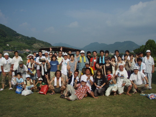 楽しかったBBQ大会。焼きそばもスイカも全品平らげました。