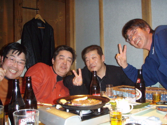 右から大谷さん、盆野さん、笠見さんそして私