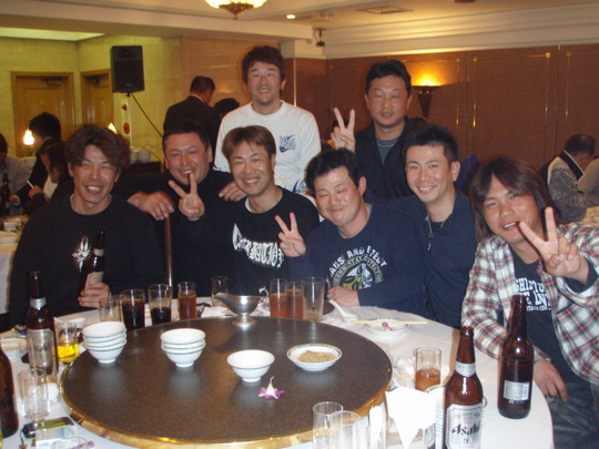 はい、こちらは和歌山の精鋭たちです。なんでこうも明るいのか・・・。そこがいいね。