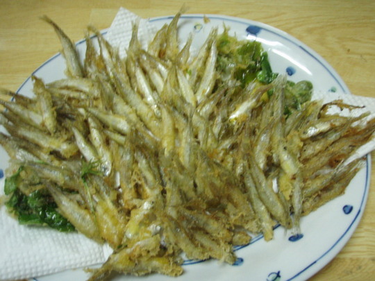 うす衣で並べました。ふた皿ありましたよ。