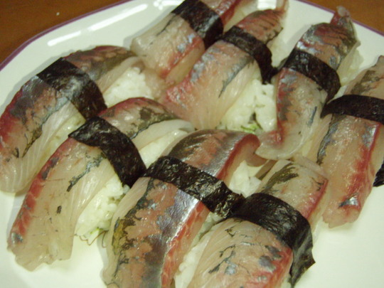 お寿司にしてみました