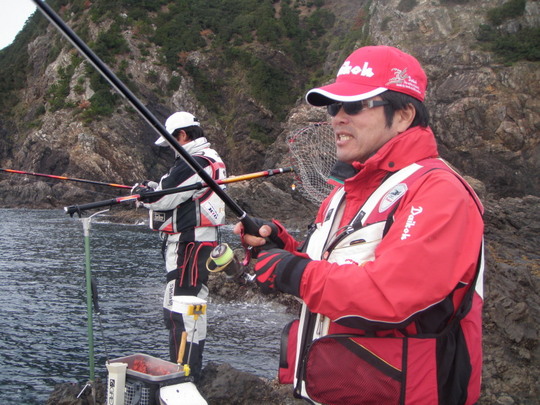 さて、正面から攻めるか!