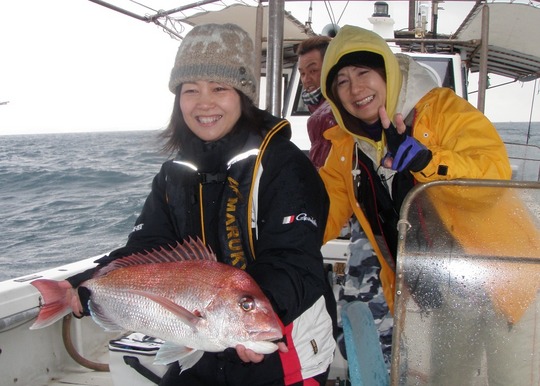 MIWAちゃん大きいマダイ釣りましたね〜