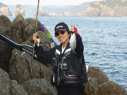 そして高級魚シマアジを釣りました。