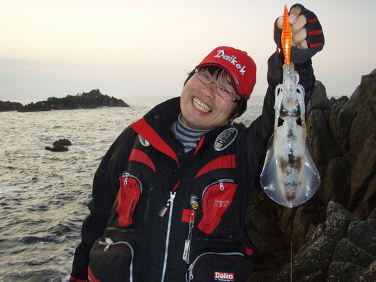 私もアオリイカを釣りました。