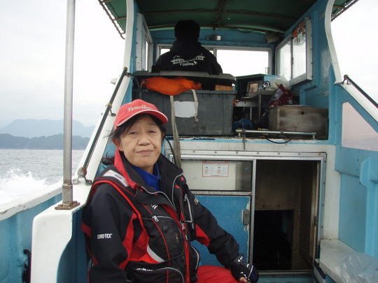 帰りの船・・眠っ!私はこの後室津に向かうのだ。