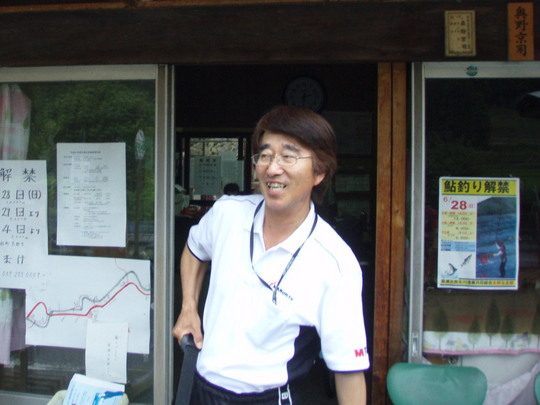 ほら、見覚えのある顔が洗われました。