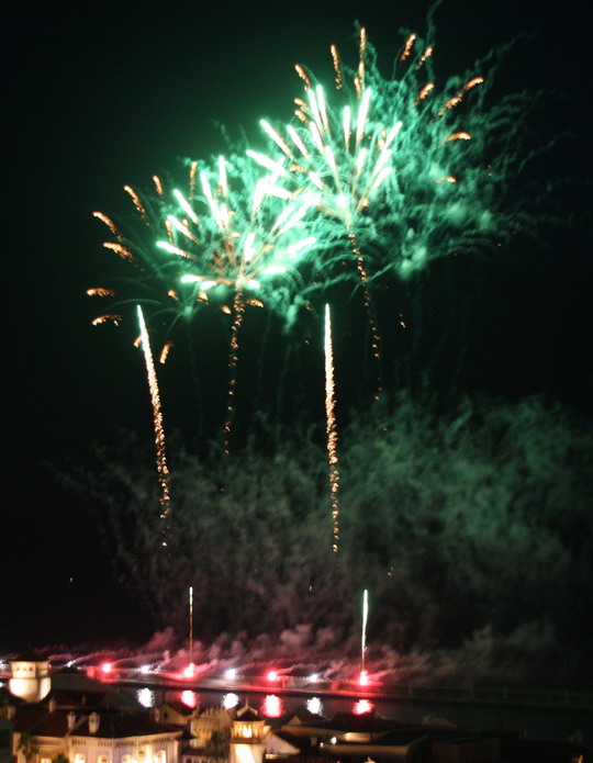 きれいです。宮井さんの炎色反応の解説付きです