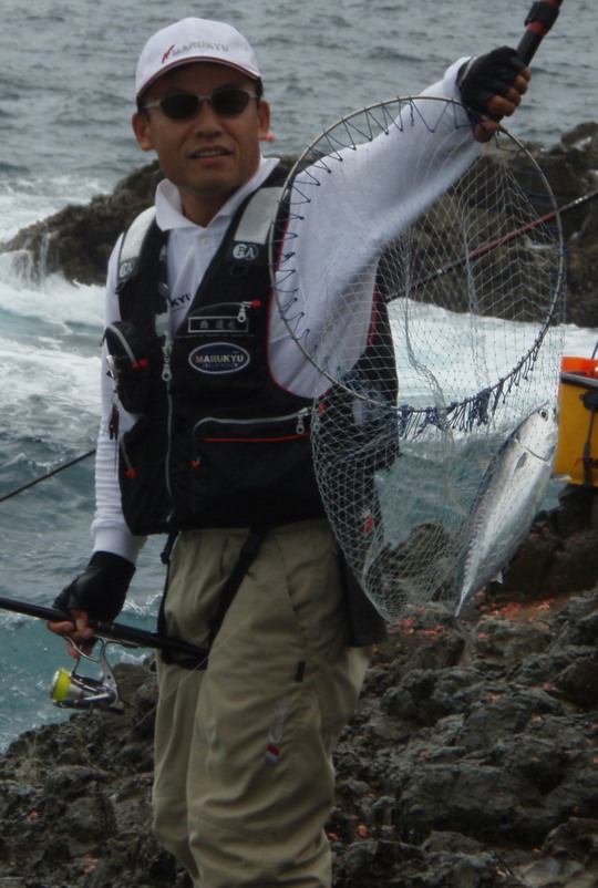 西さんにスマカツオ。どうもスマセン。