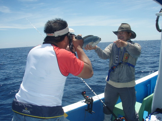 安田さんも釣りました。
