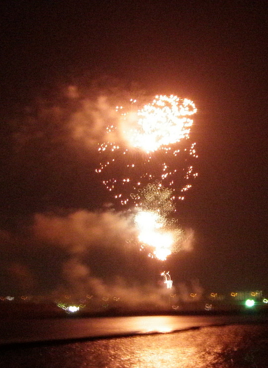 だんだんと花火に勢いが増してきました。