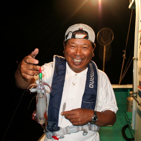 この日は、赤と緑に染め分けられてスッテによく乗りました