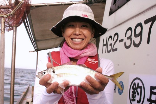 この人も黄アジ。東山希美代さん