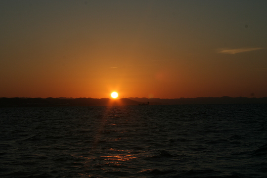 ¾º¤ëÄ«Æü¤ò¸«¤Ê¤¬¤éÄà¤ê¤¬»Ï¤Þ¤ê¤Þ¤·¤¿